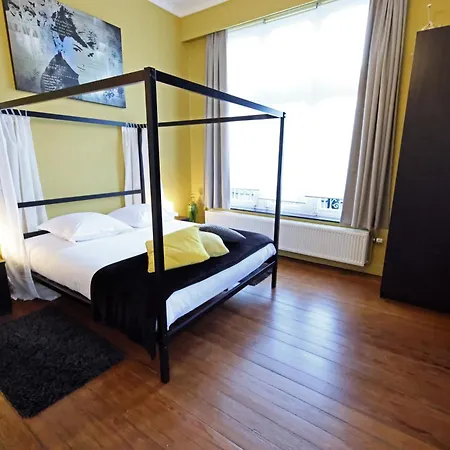 דירה Astrid's Place By Ardenne Places