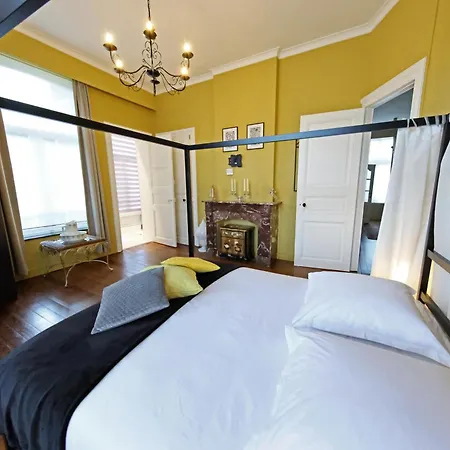 דירה Astrid's Place By Ardenne Places