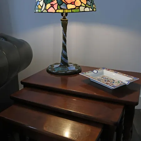 דירה Astrid's Place By Ardenne Places *