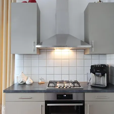 דירה Astrid's Place By Ardenne Places